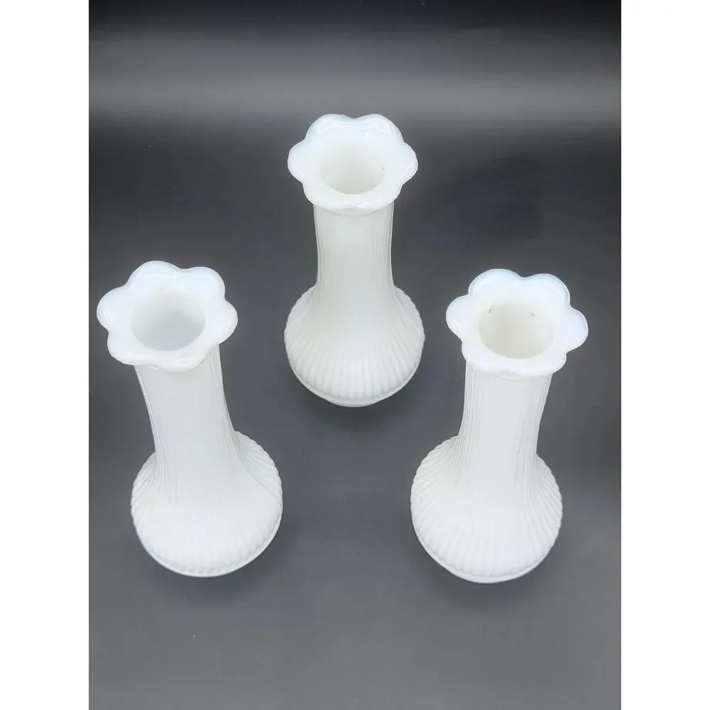 Set of 3 Vintage Carr-Lowrey CLG Co White Milk Glass Ribbed Bud Vases 6.5